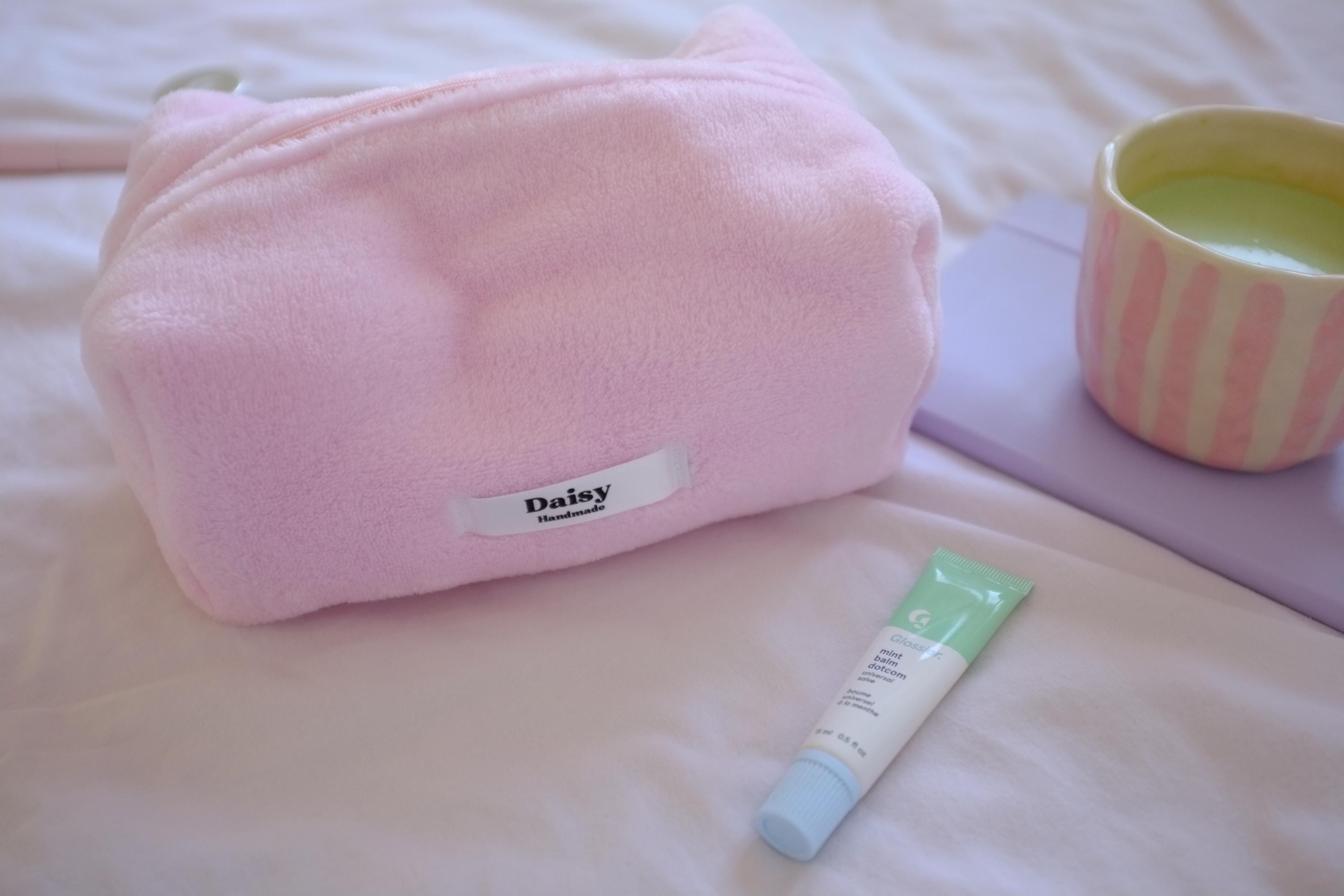 Makeup bag pink teddy