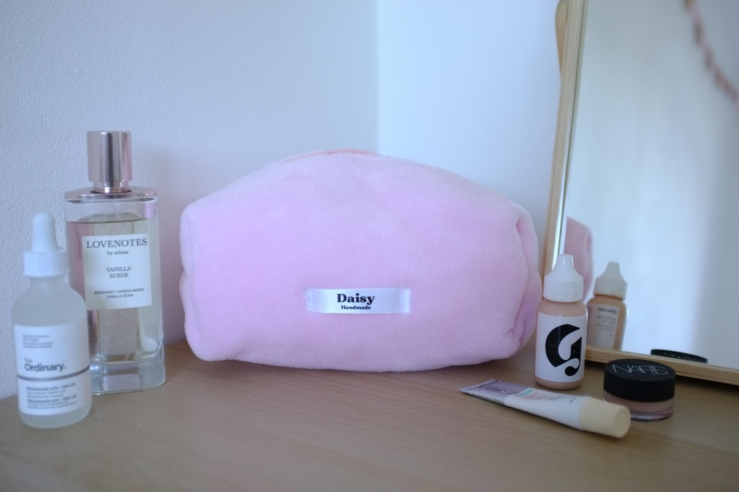 Makeup bag pink teddy