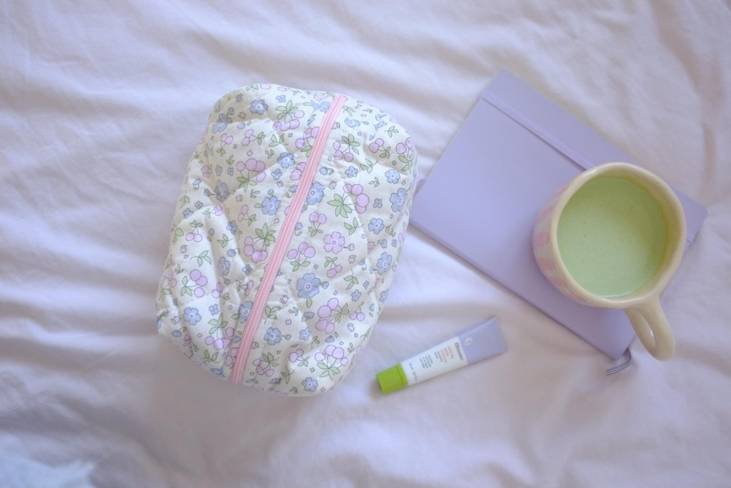 Makeup bag summer fruits