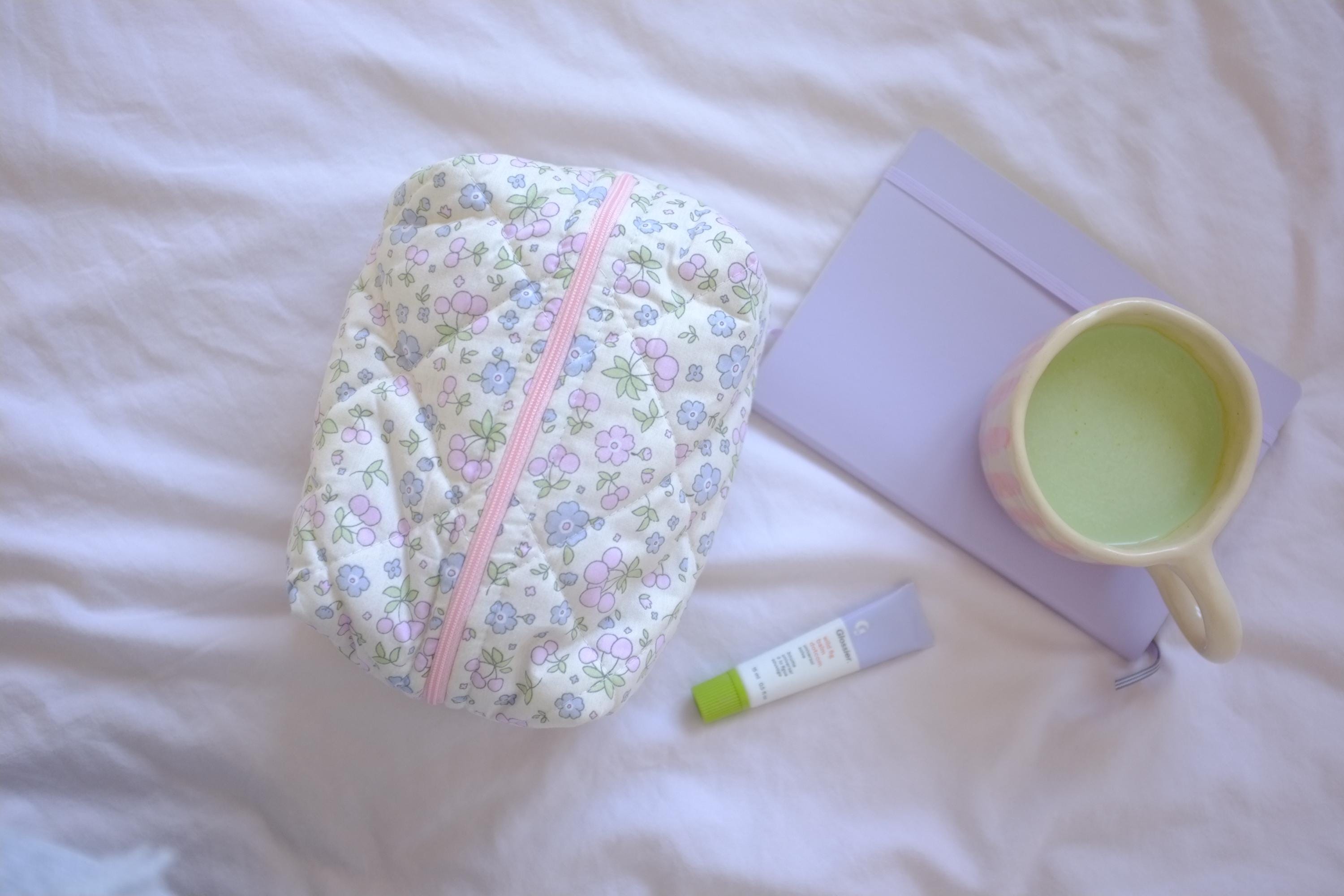 Makeup bag summer fruits