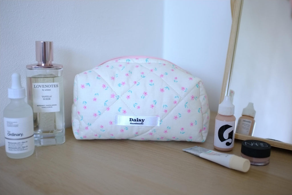 Makeup bag cream pink tulips