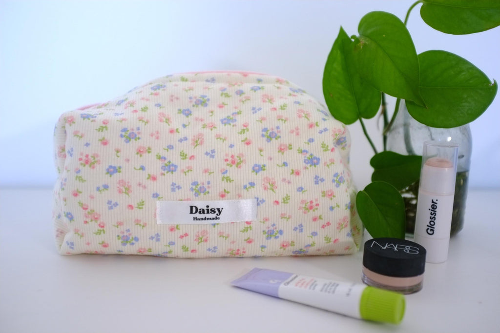 Makeup bag pink purple floral ribbed