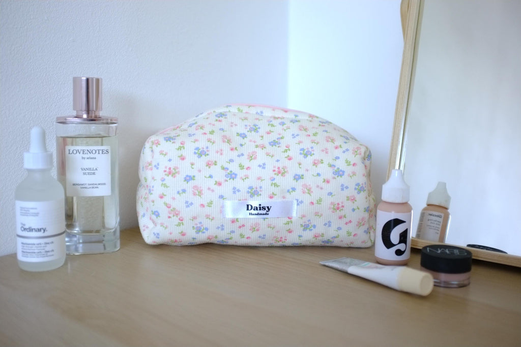 Makeup bag pink purple floral ribbed