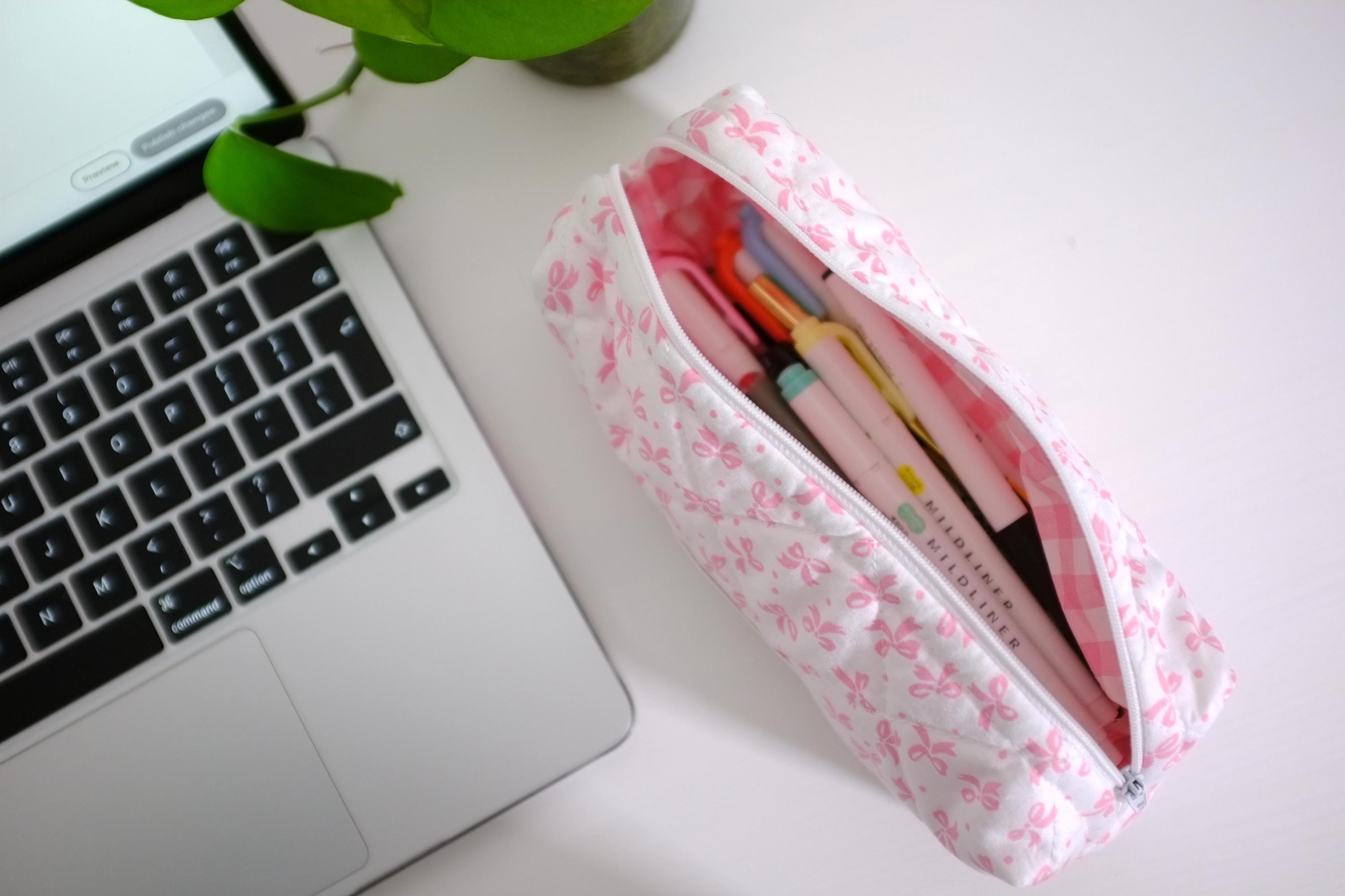 Pencil case pink bows