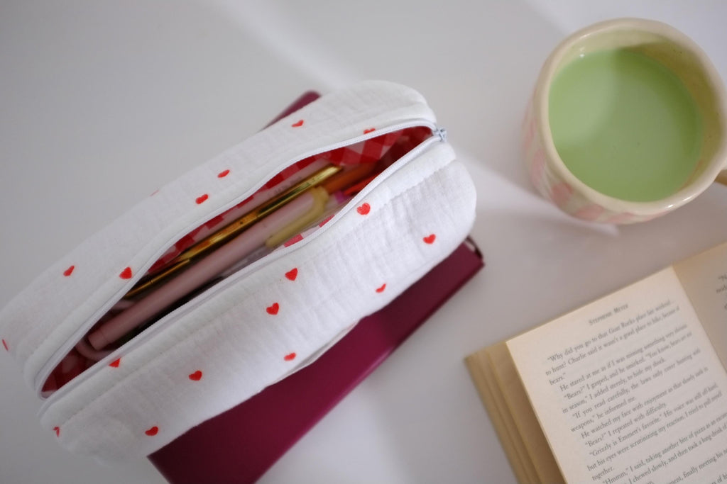 Pencil case heart print