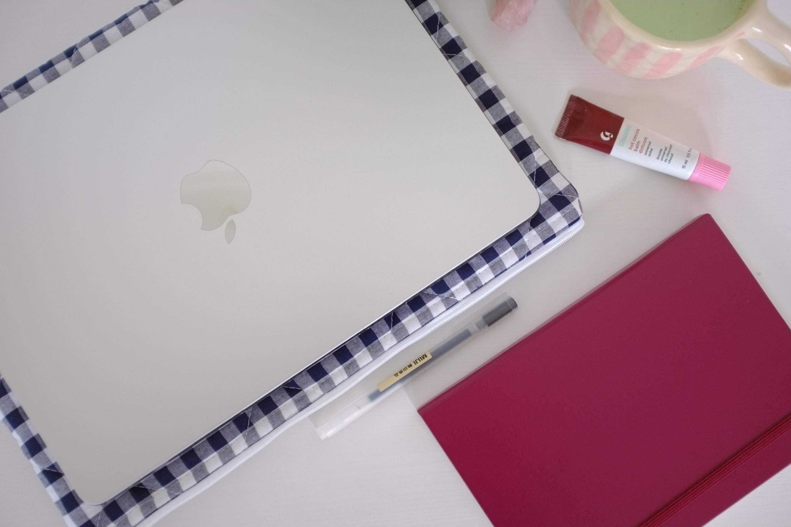 Laptop sleeve navy gingham