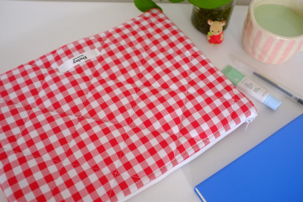 Laptop sleeve red gingham