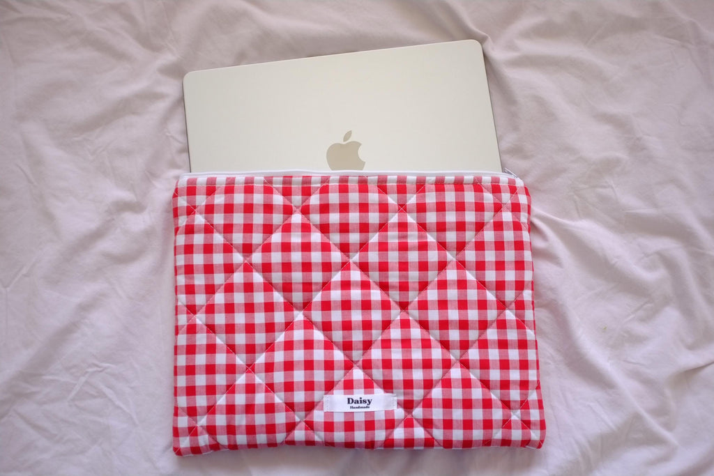 Laptop sleeve red gingham