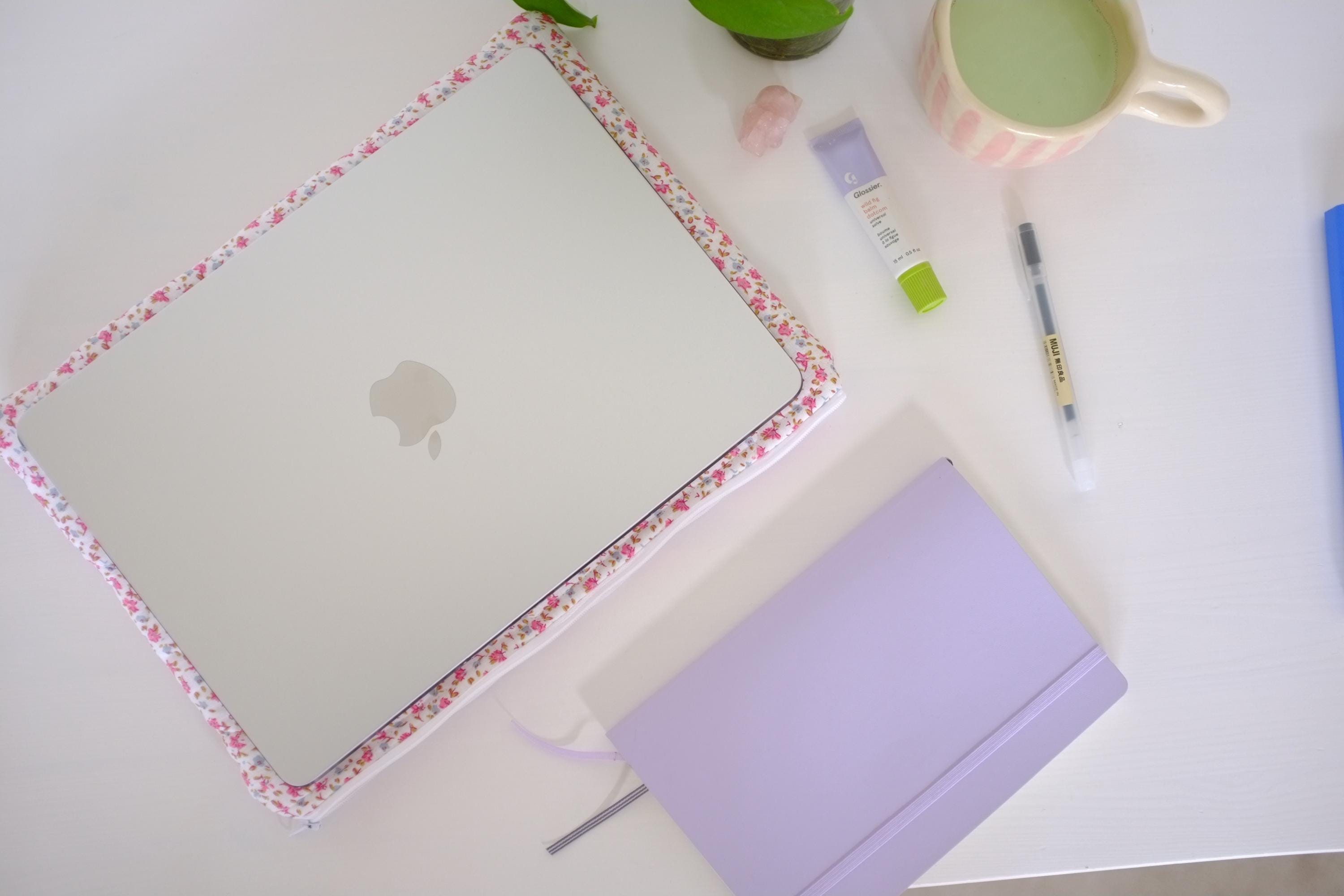 Laptop sleeve autumn pink floral