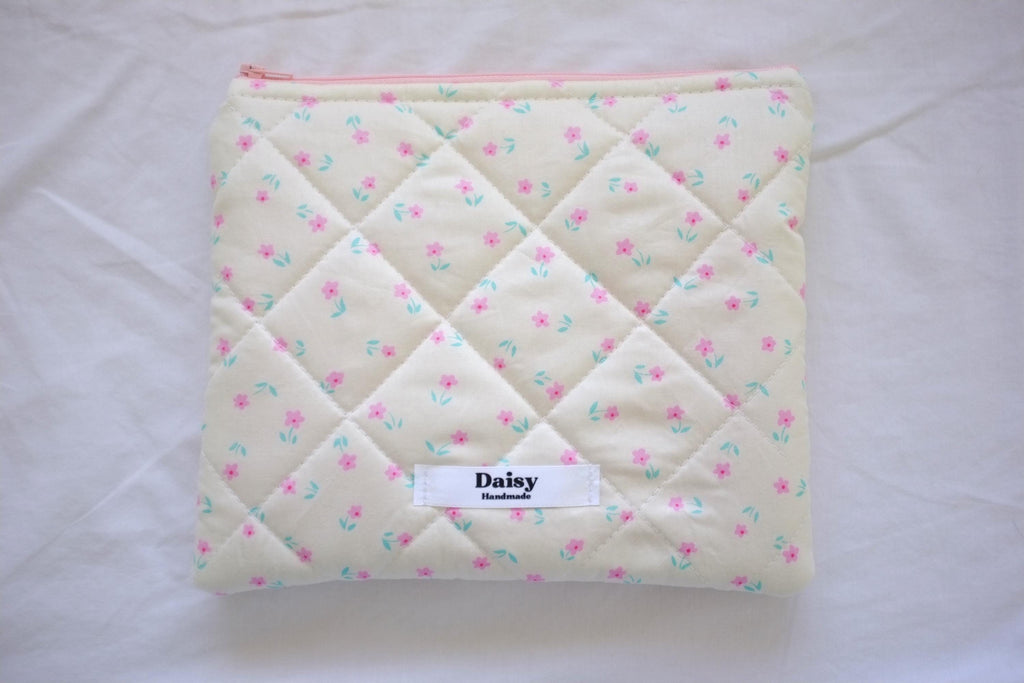 Flat makeup bag cream pink tulips