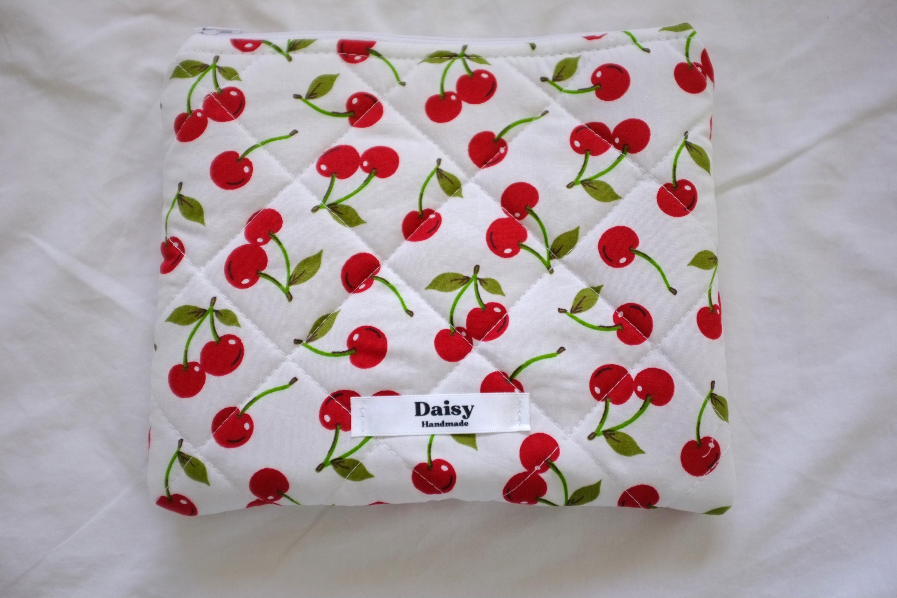 Flat makeup bag cherry