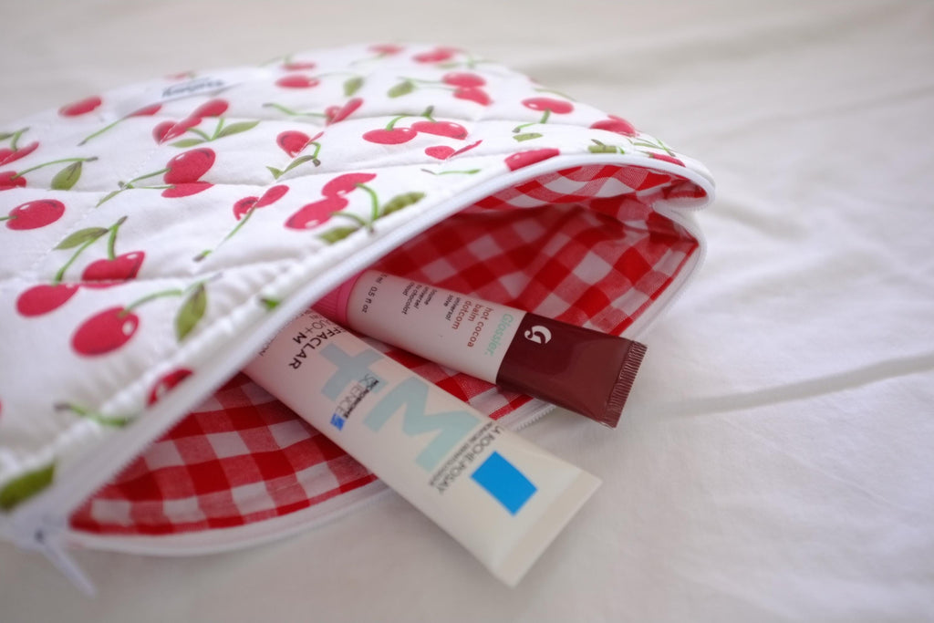 Flat makeup bag cherry