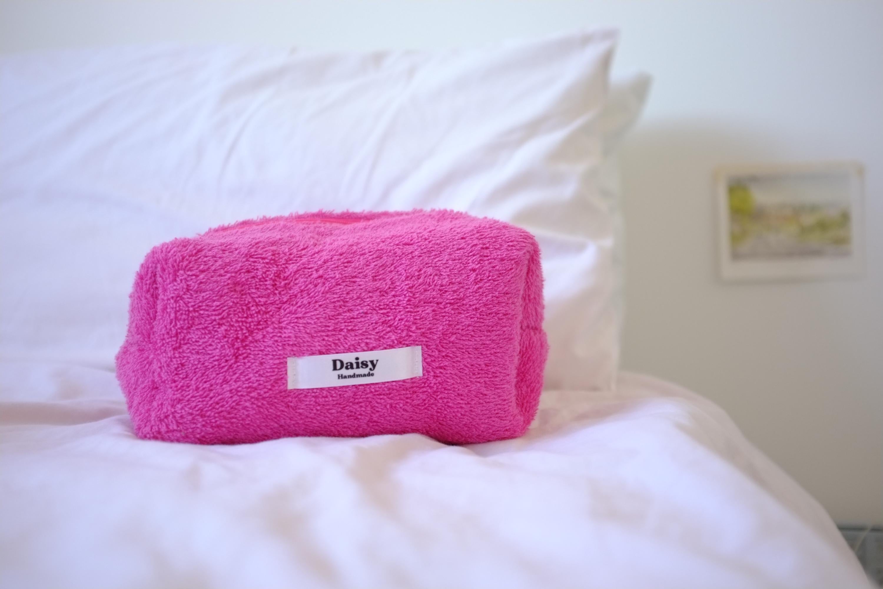 Makeup bag fuchsia terry