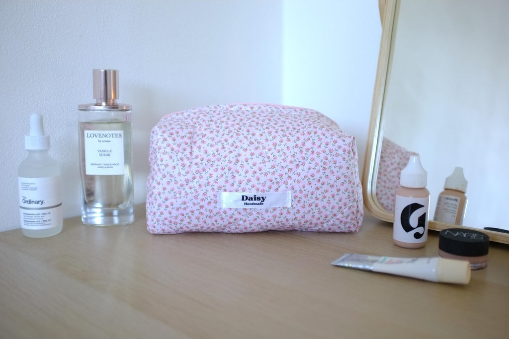 Makeup bag pink tiny floral