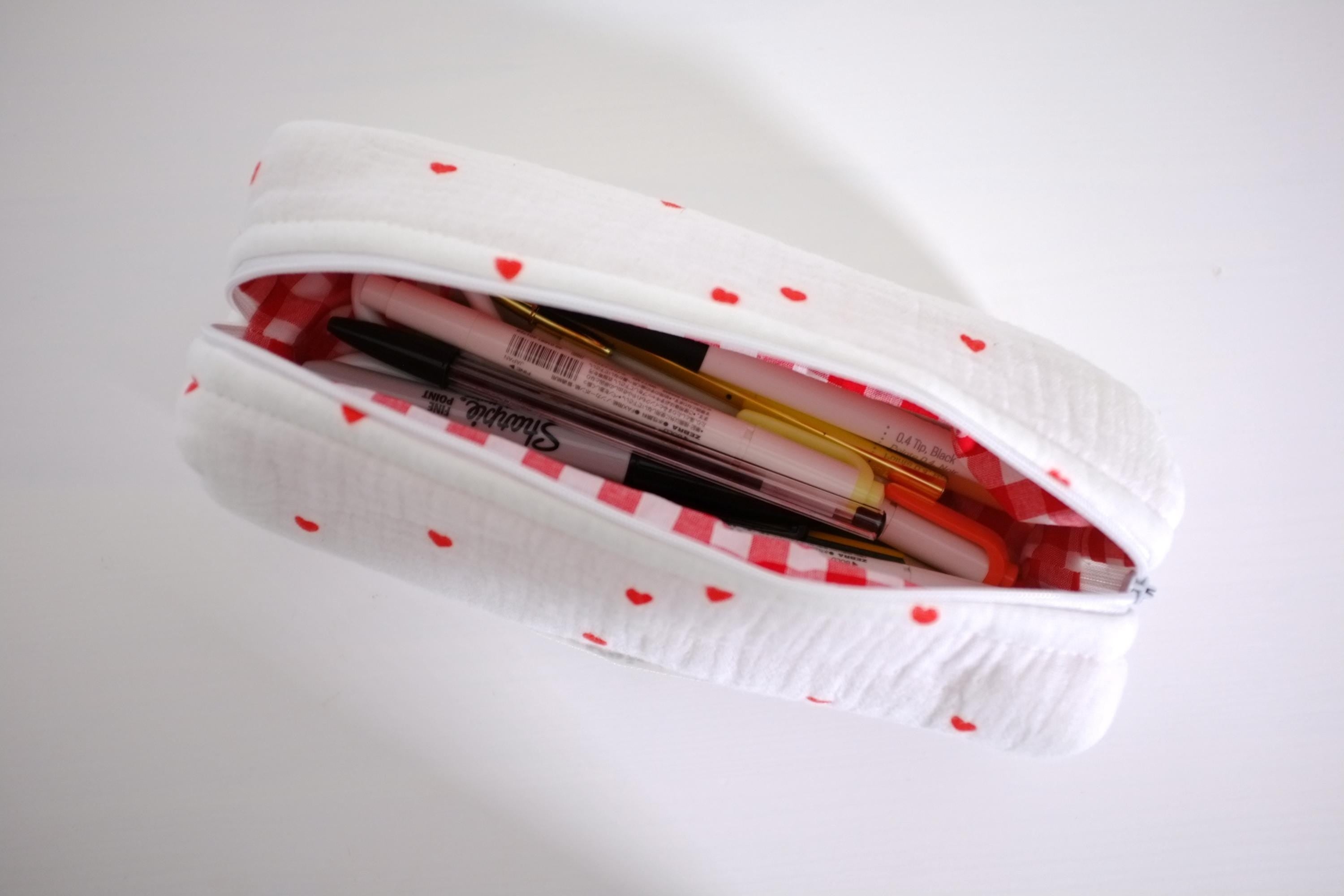 Pencil case heart print