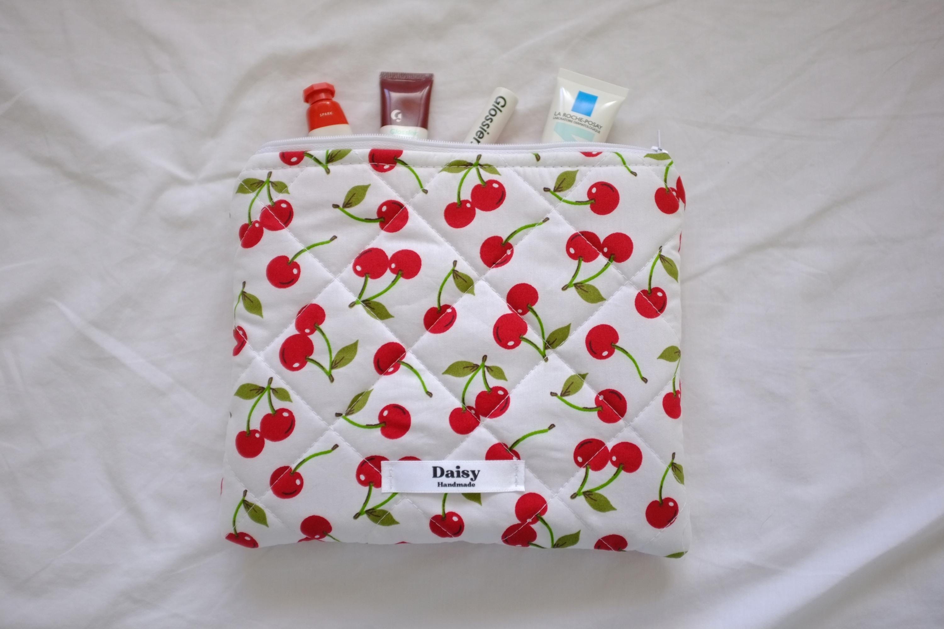 Flat makeup bag cherry