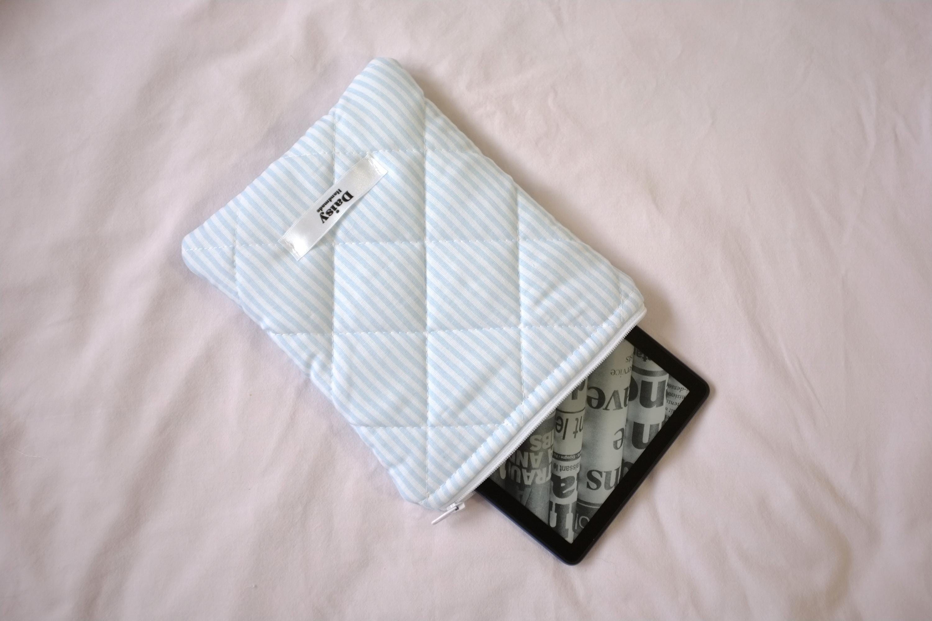 Kindle sleeve light blue stripe
