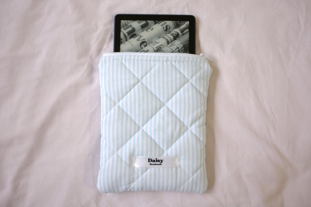 Kindle sleeve light blue stripe