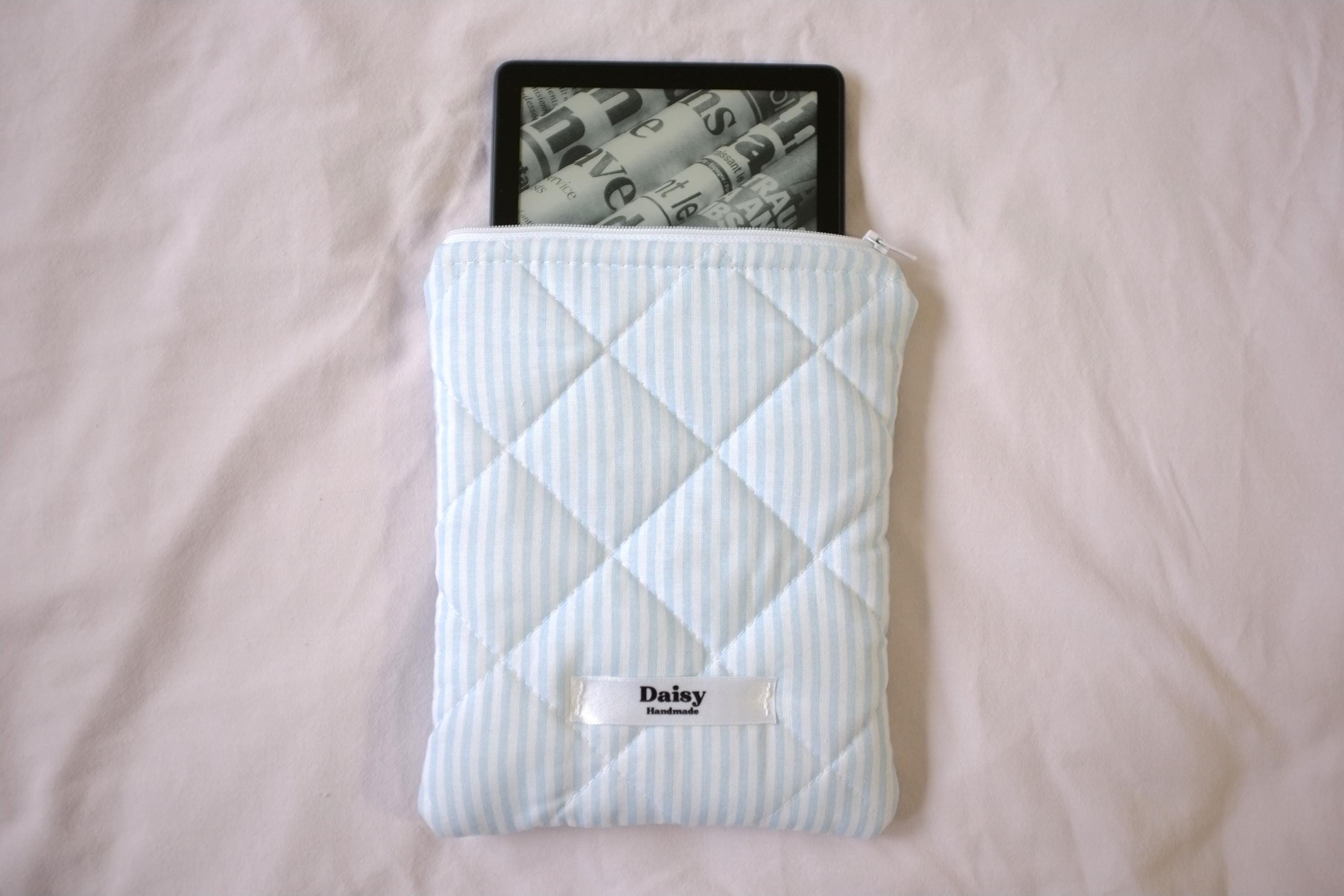 Kindle sleeve light blue stripe