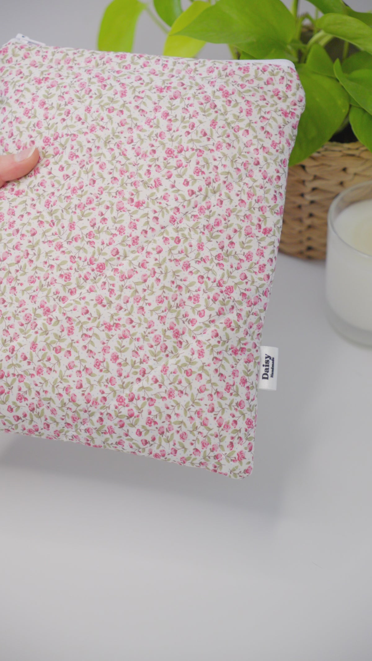 Quilted pink rose book sleeve