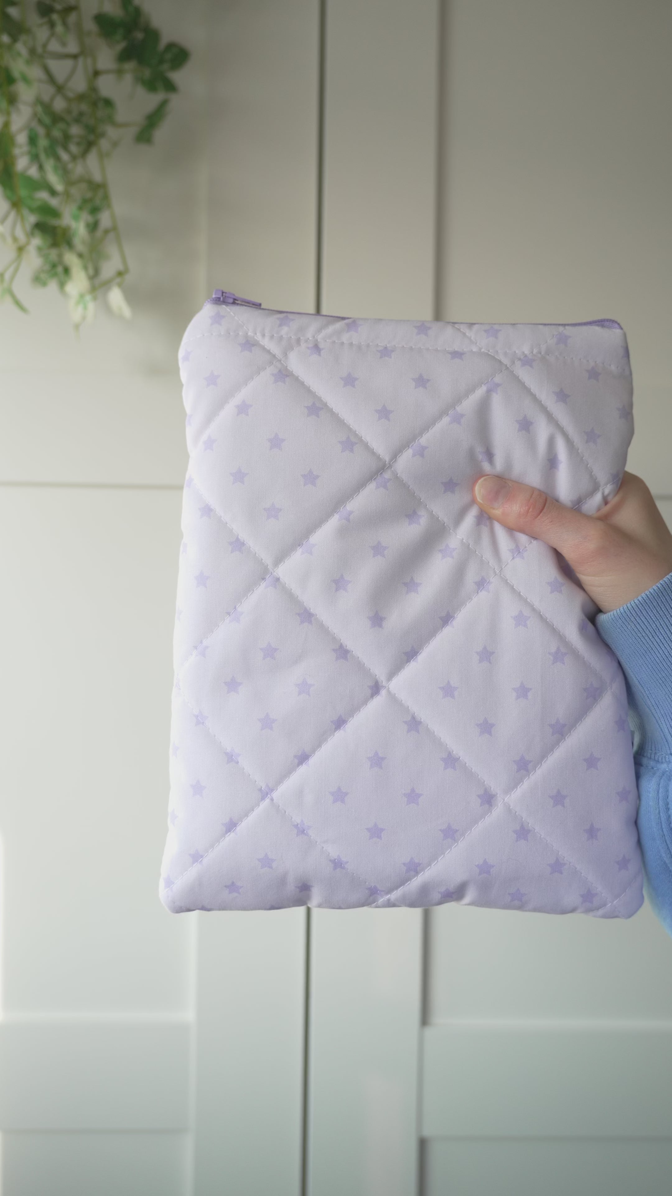 Quilted purple star book sleeve