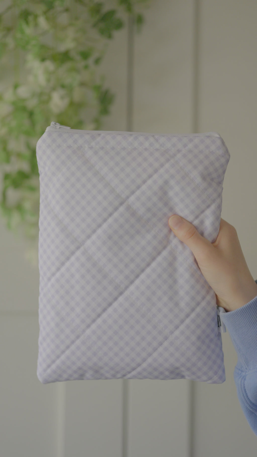 Quilted purple diagonal gingham book sleeve