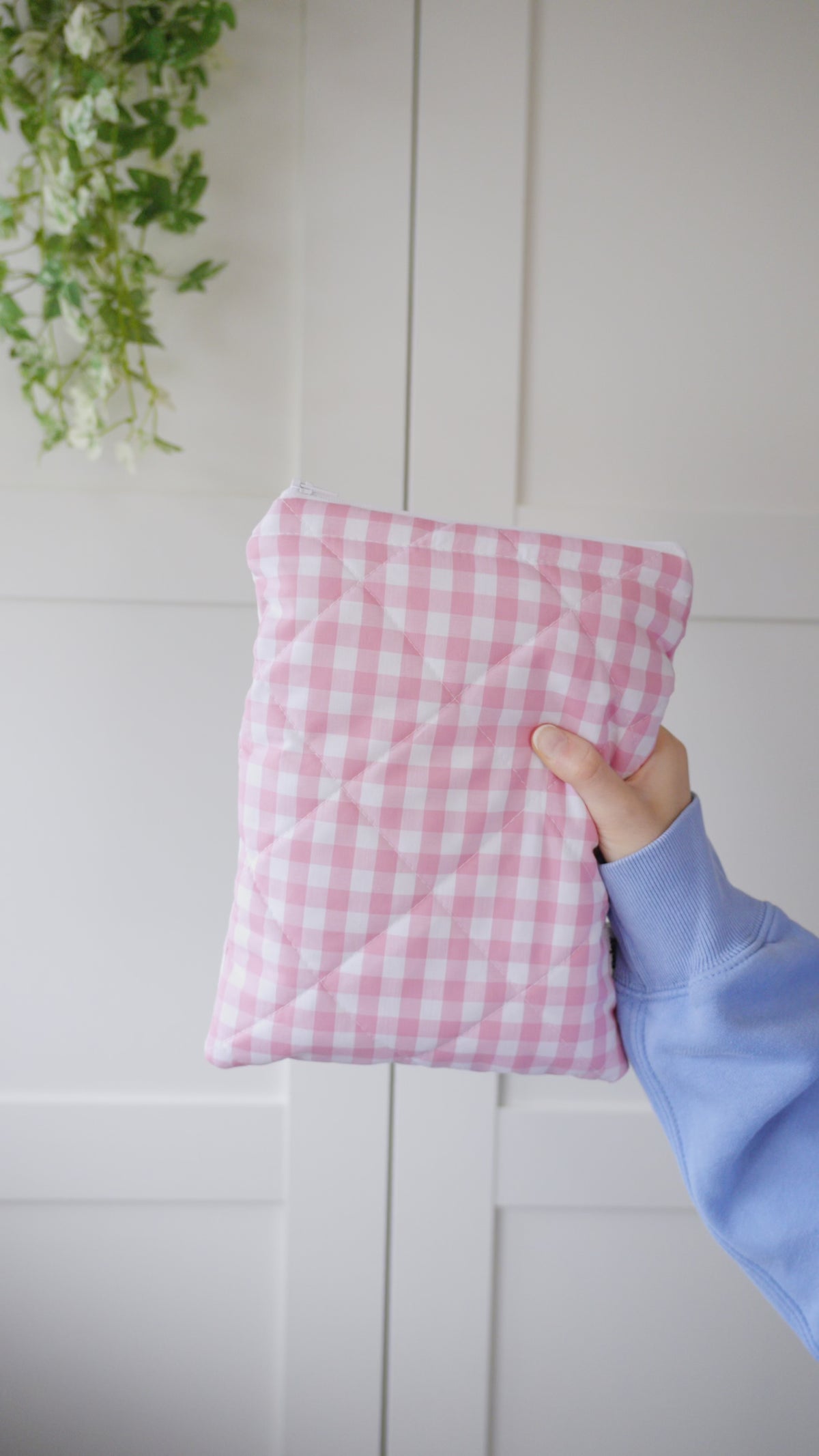 Quilted pink gingham book sleeve