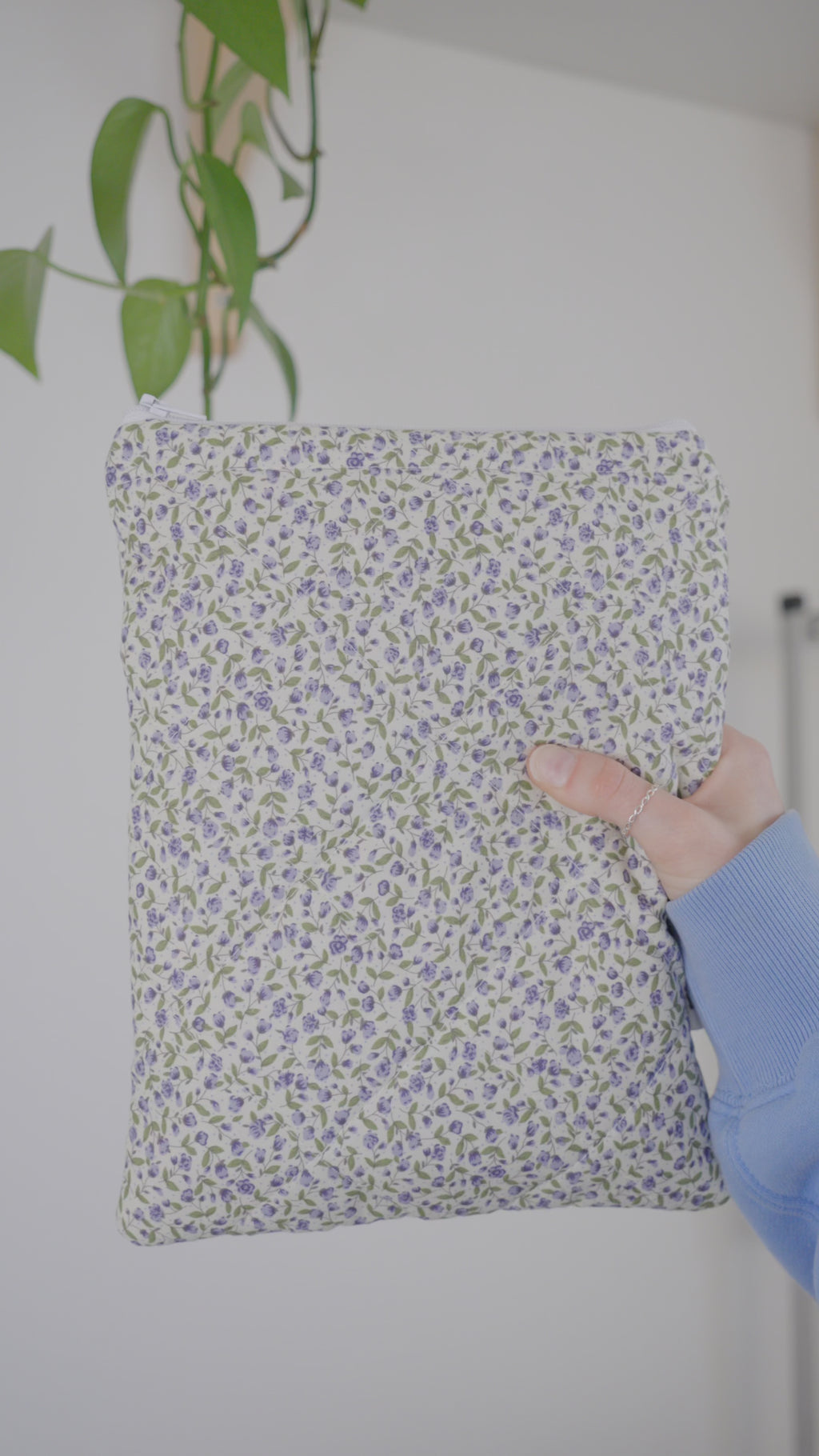 Quilted purple rose book sleeve