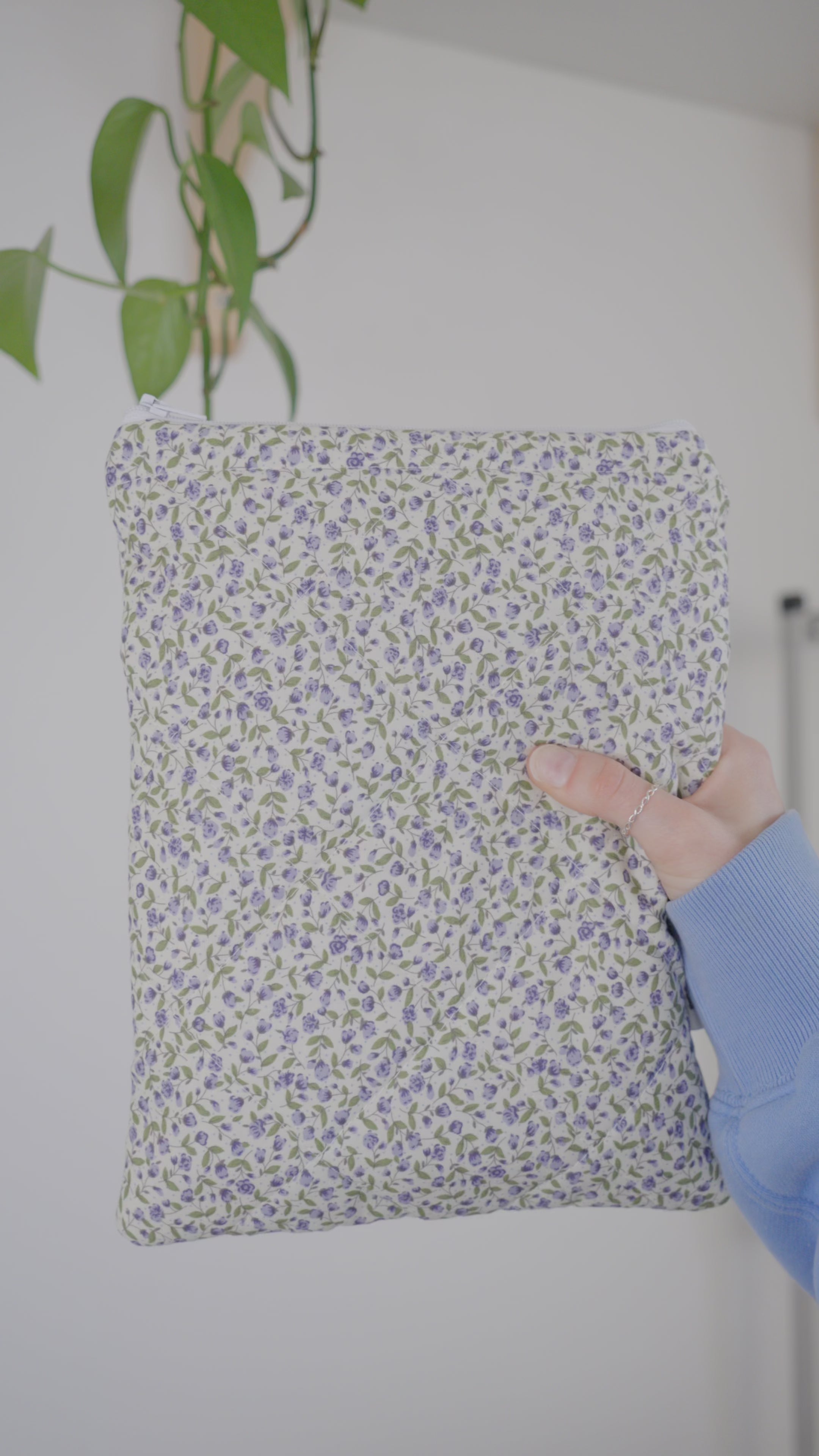 Quilted purple rose book sleeve