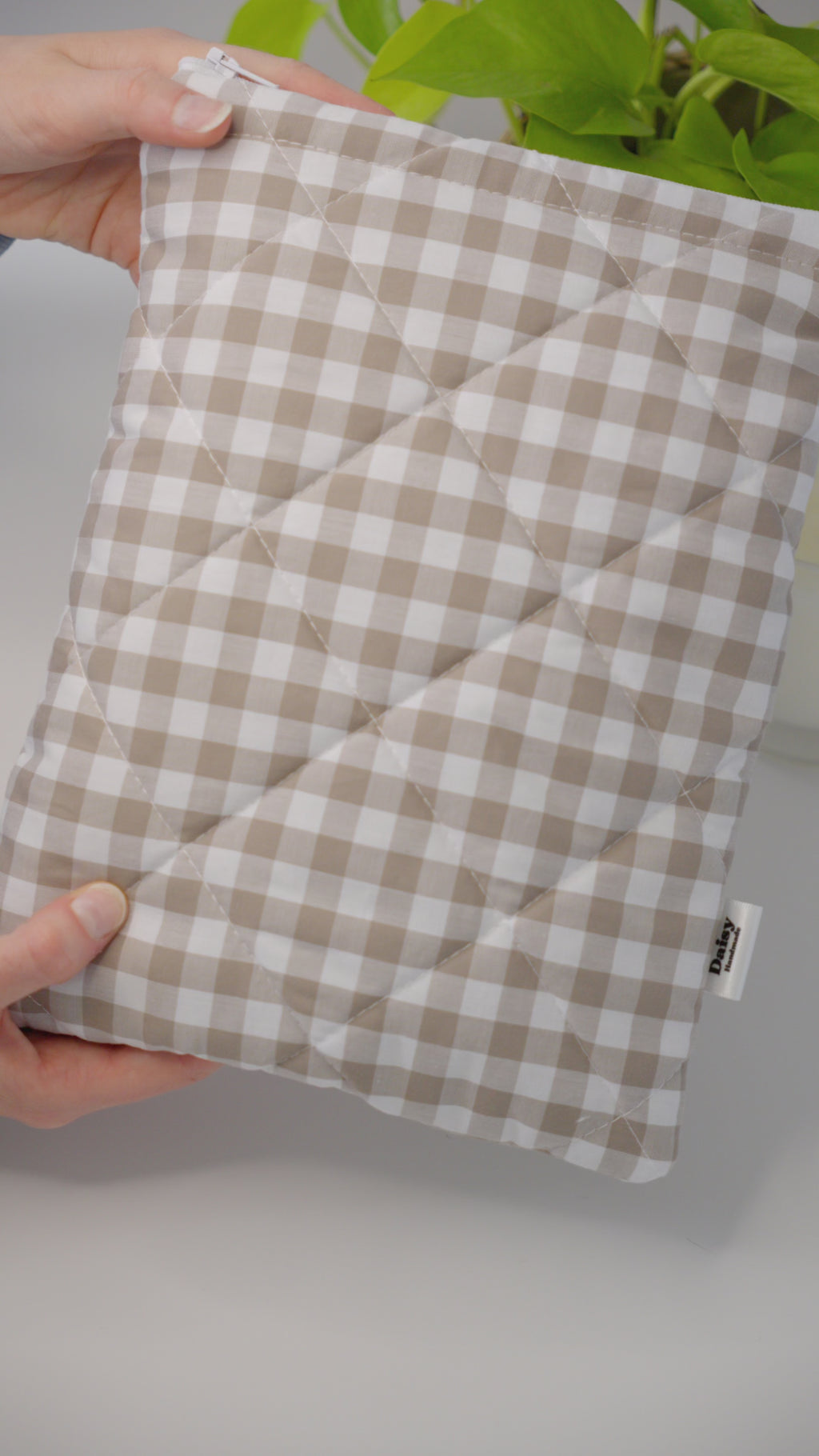 Quilted beige gingham book sleeve