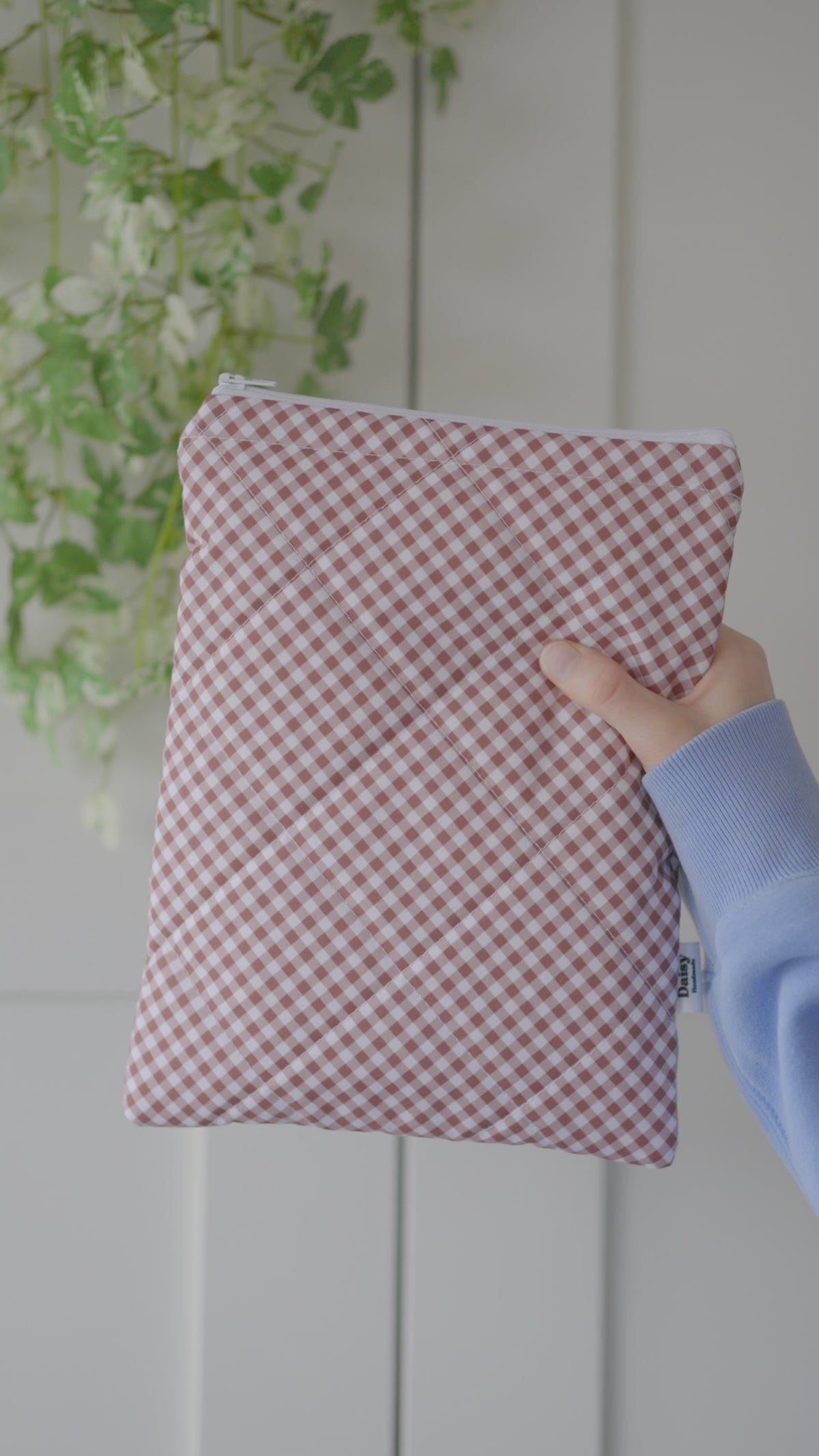 Quilted brown diagonal gingham book sleeve