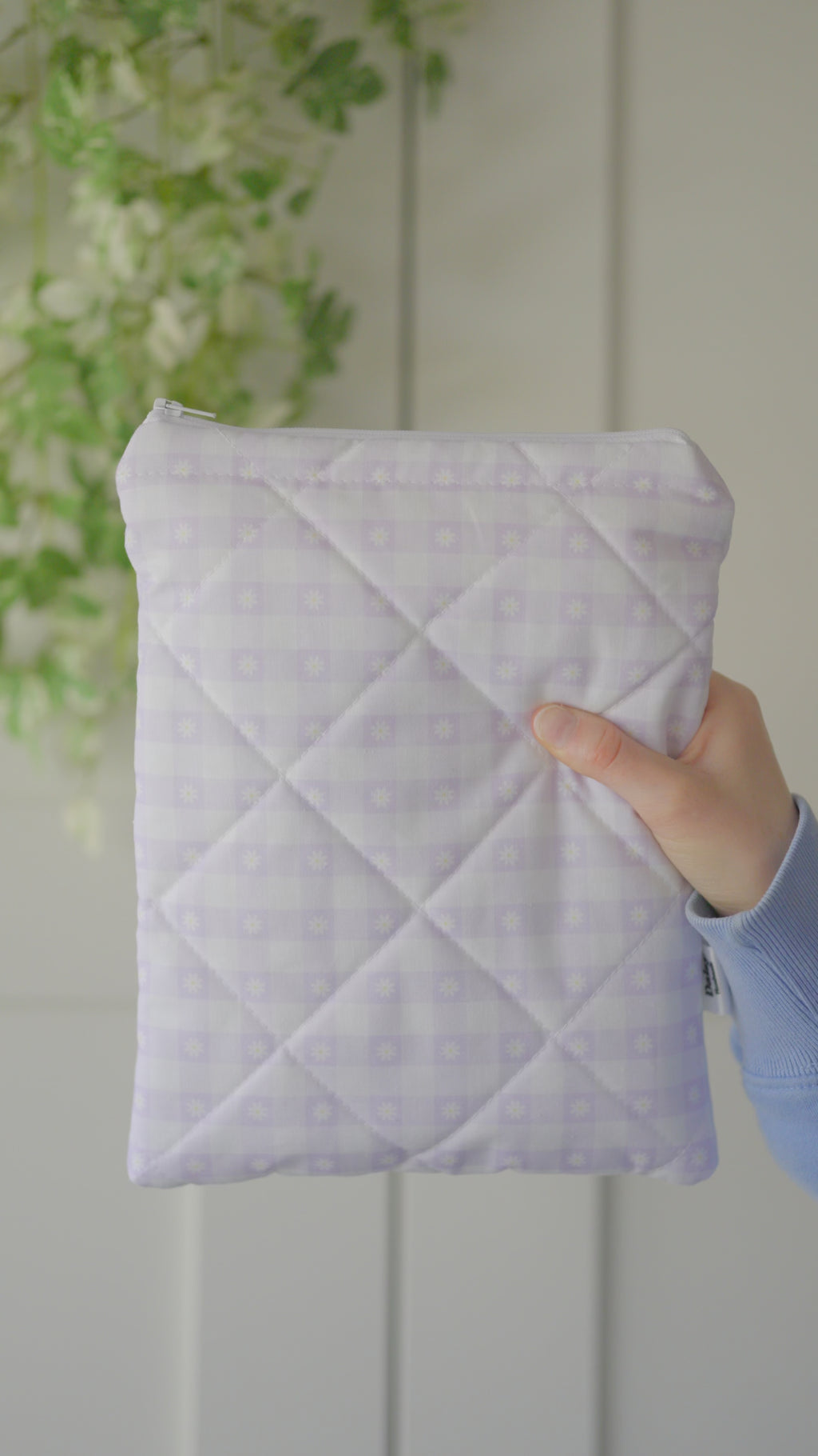 Quilted purple daisy gingham book sleeve